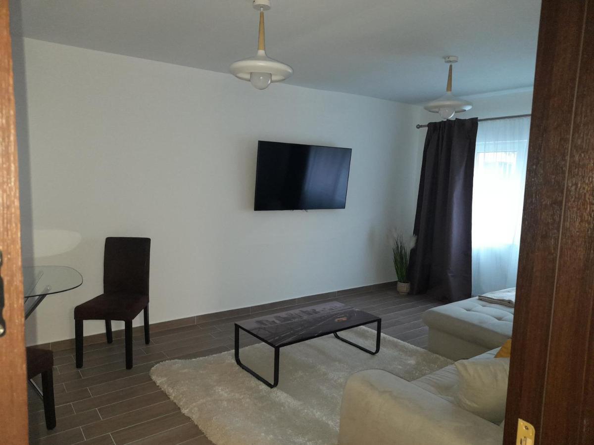 Armony Apartment Brasov Bagian luar foto